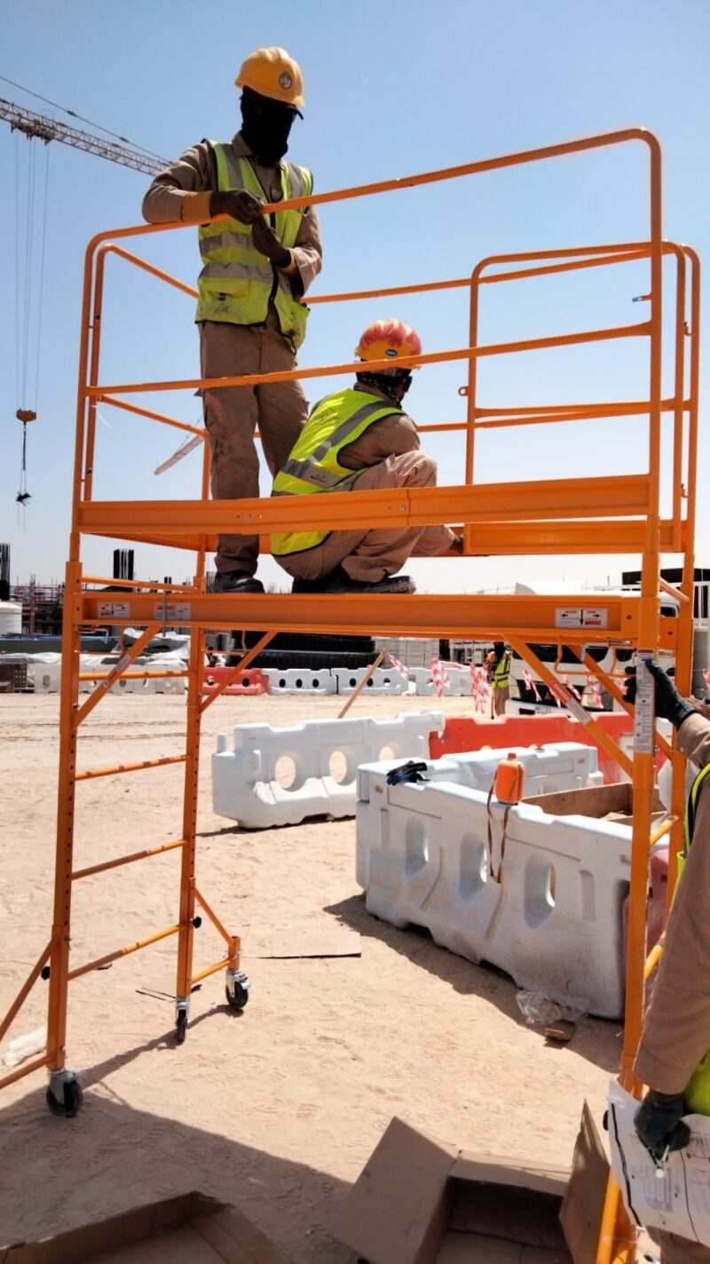 BAKER Steel Movable Scaffold - Adjustable, Mobile, and Durable - Image 4